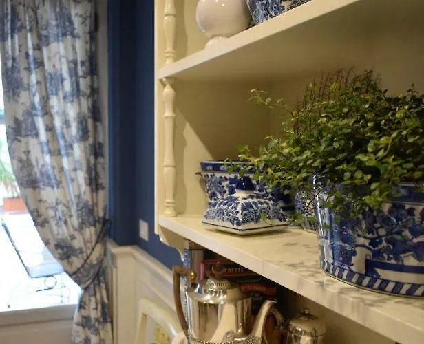 Palazzina Mori - Luxury Bed & Breakfast 4*