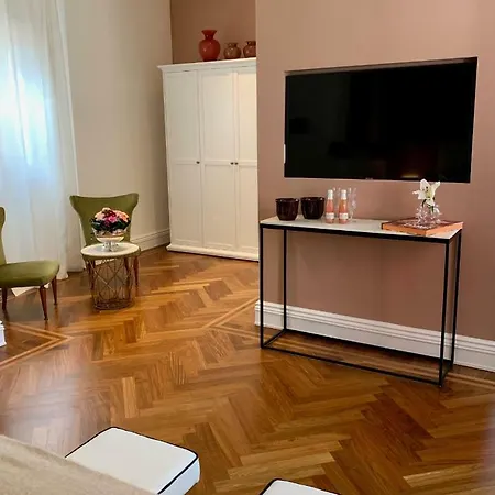 Palazzina Mori - Luxury San Dona di Piave